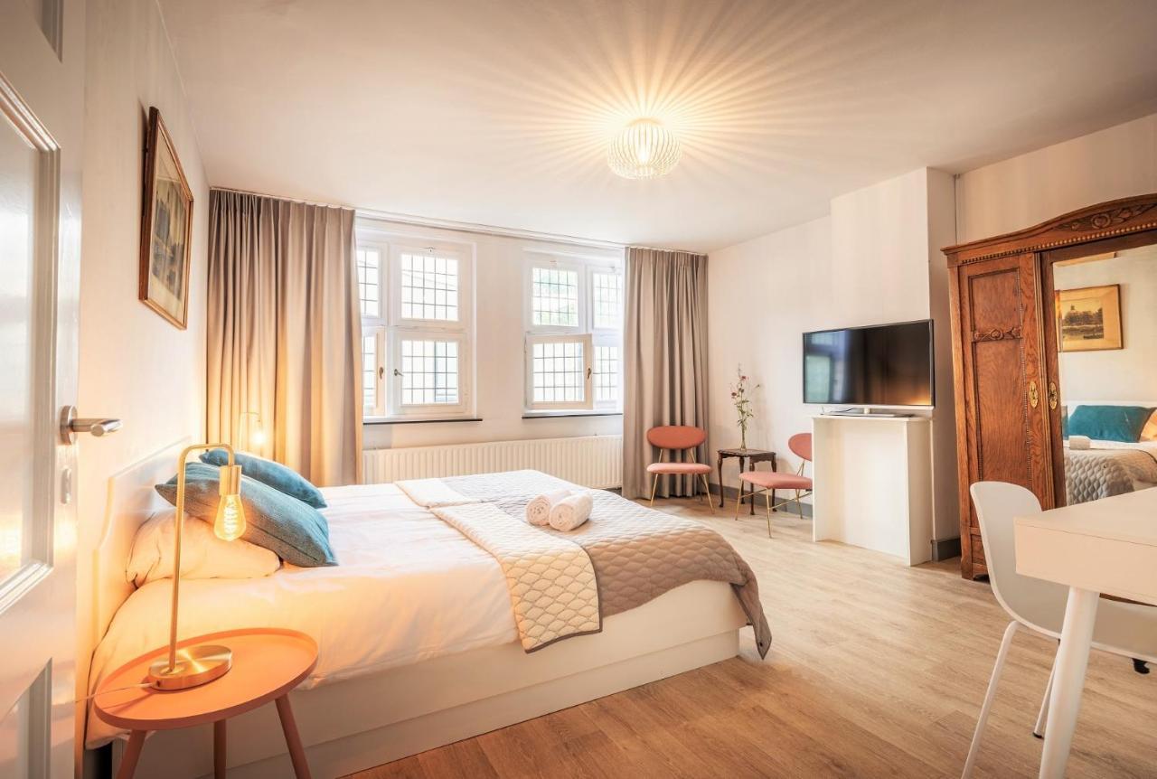 Hotel Nieuw Antiek Helden Ngoại thất bức ảnh