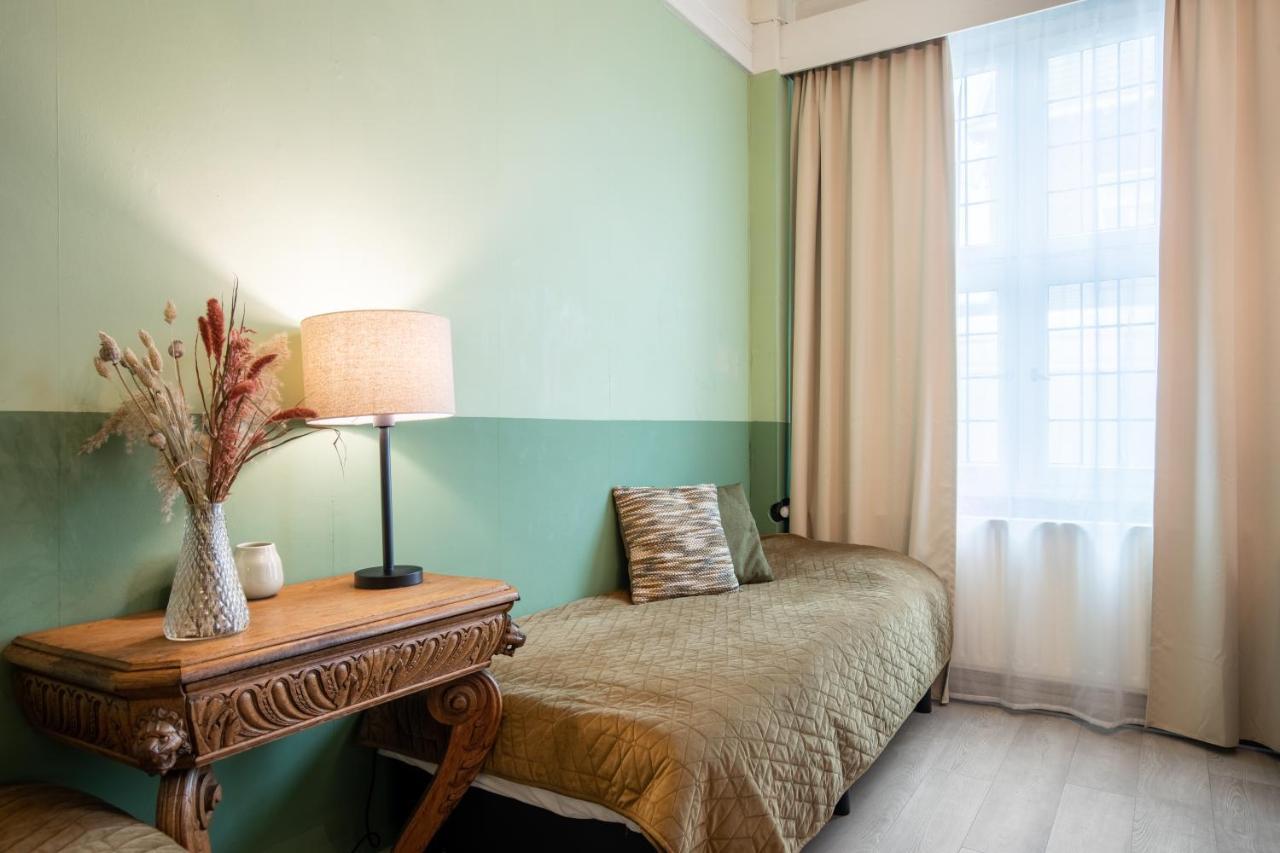 Hotel Nieuw Antiek Helden Ngoại thất bức ảnh